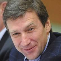 Андрей Деменьтев заместитель министра промышленности и торговли на территории РФ